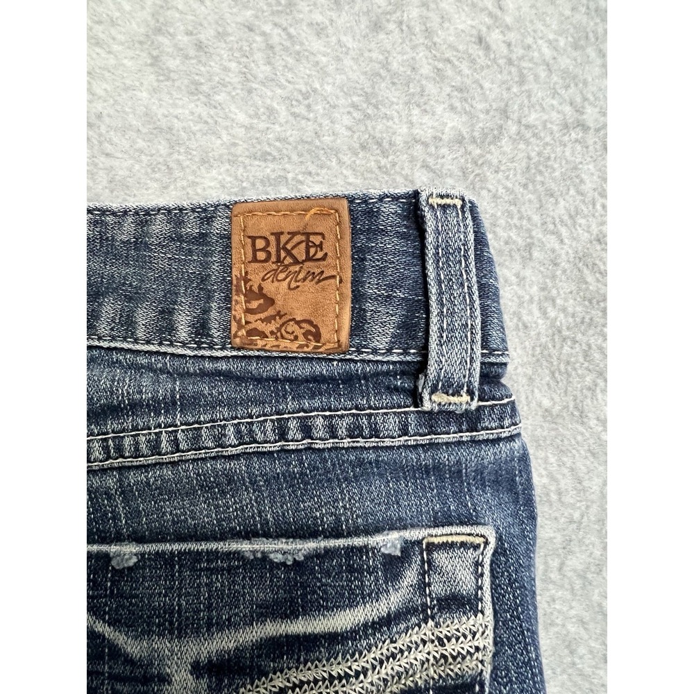BKE Denim Womens Capri Jeans Size 30 Medium Wash Embroidered BKL1335 Stretch - Picture 4 of 6